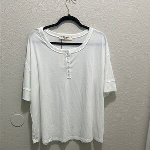 Three Bird Nest White Button-Front Ribbed Tee